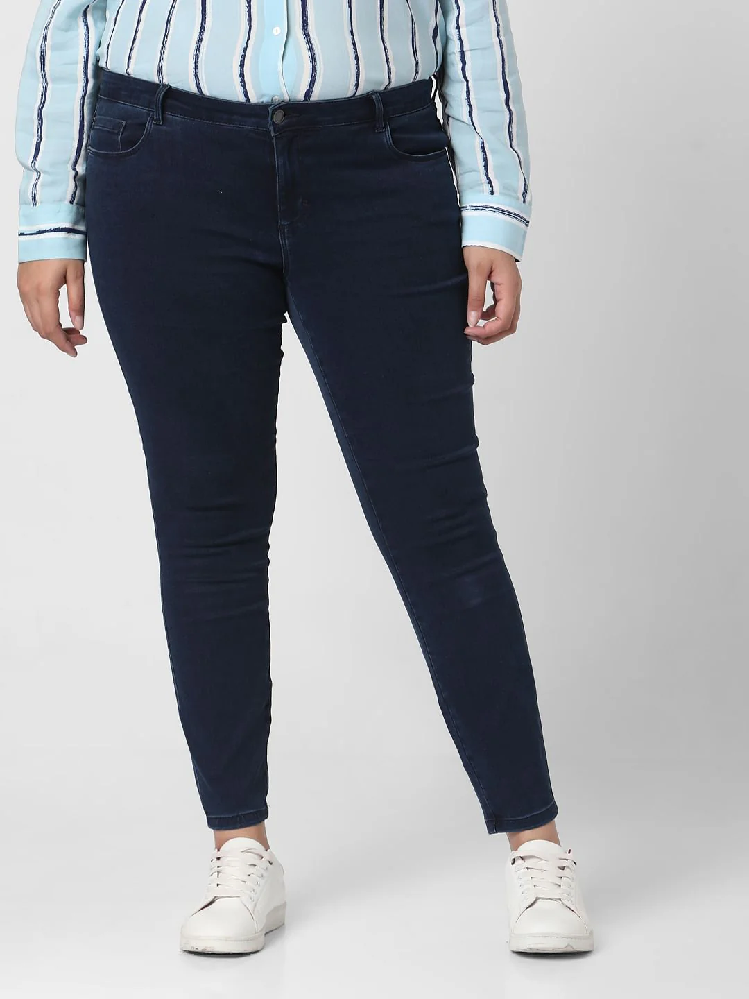 Curve Perfect Blue Mid Rise Jeggings