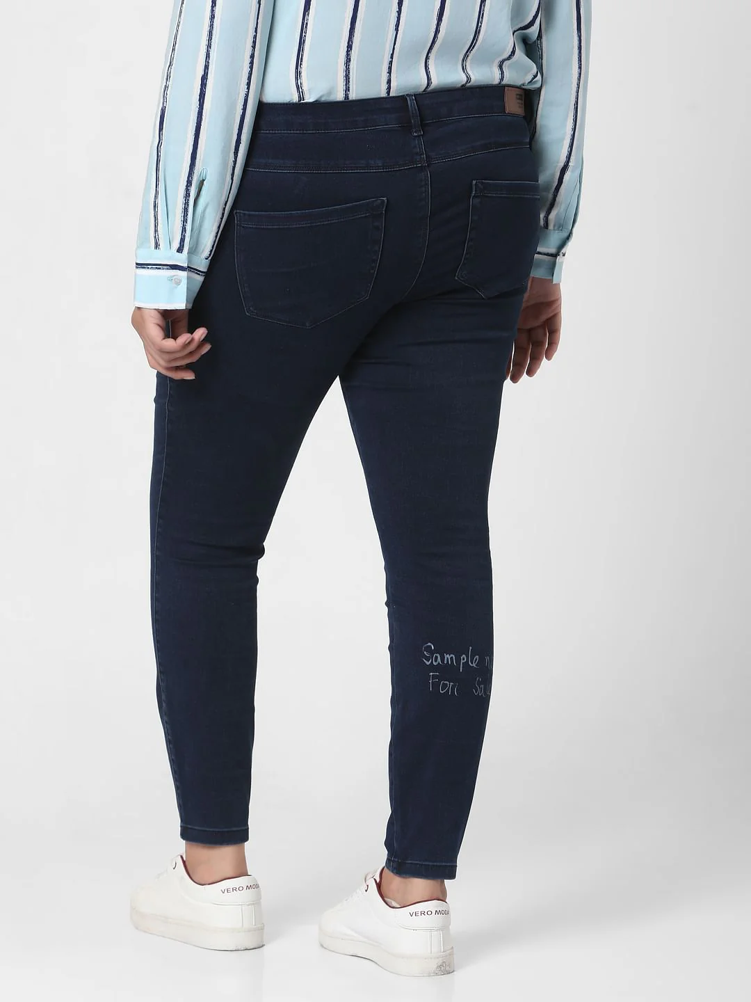 Curve Perfect Blue Mid Rise Jeggings - Image 4