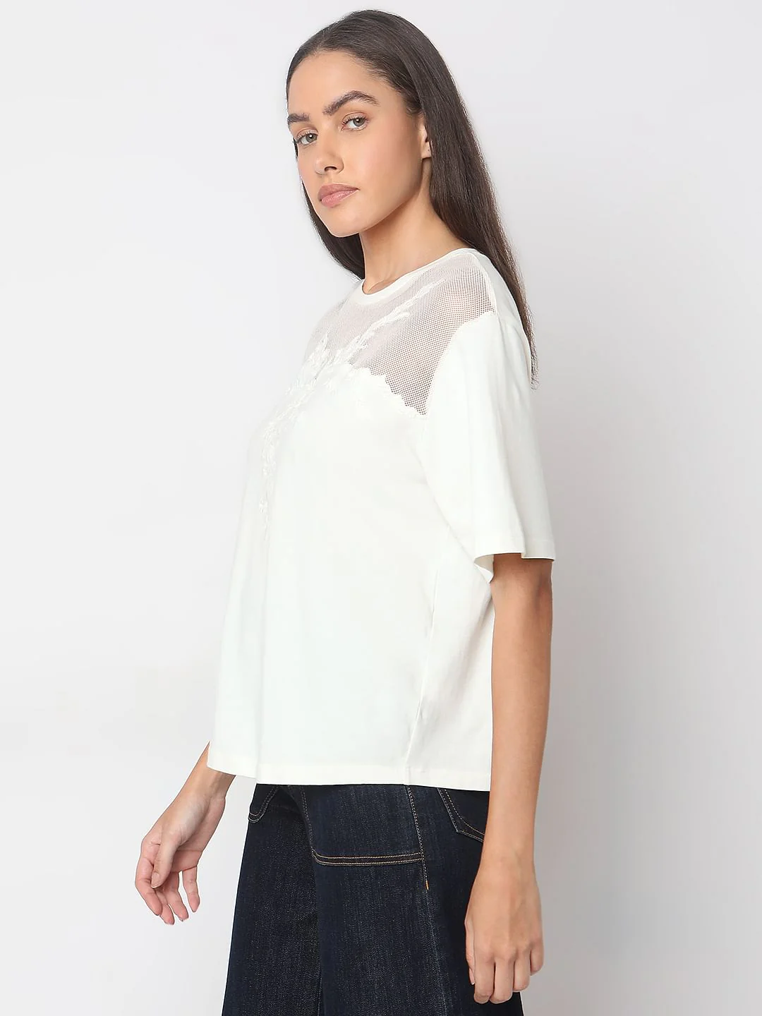 White Floral Appliqu Mesh T-Shirt - Image 3