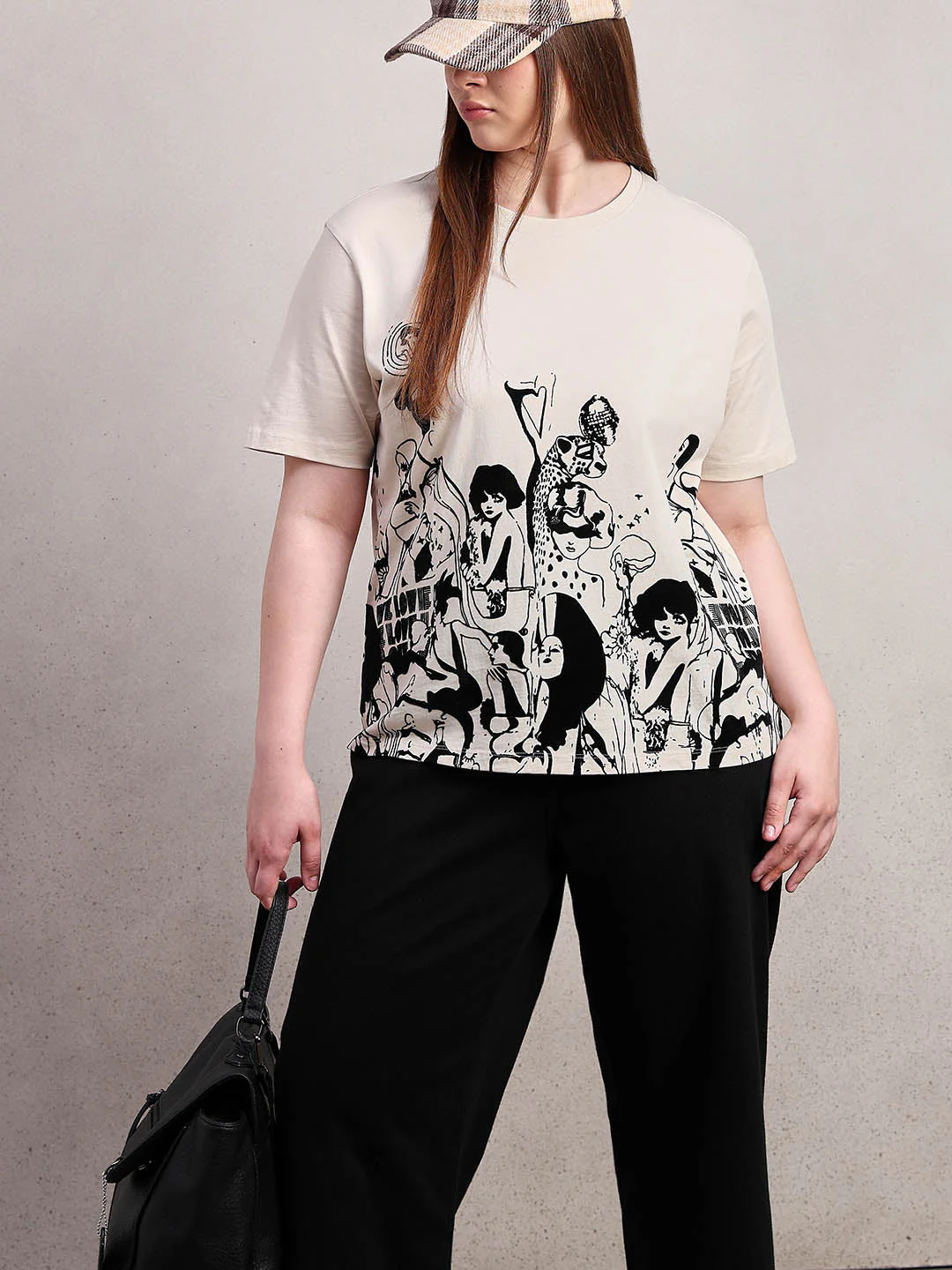 Curve Graphic Print T-Shirt